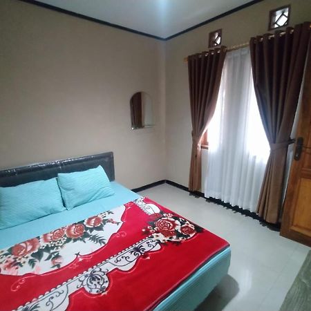 Villa Beverly Lembang Ngoại thất bức ảnh