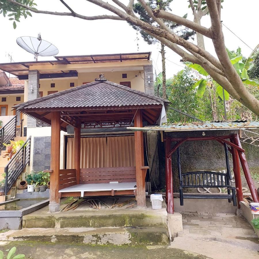 Villa Beverly Lembang Ngoại thất bức ảnh